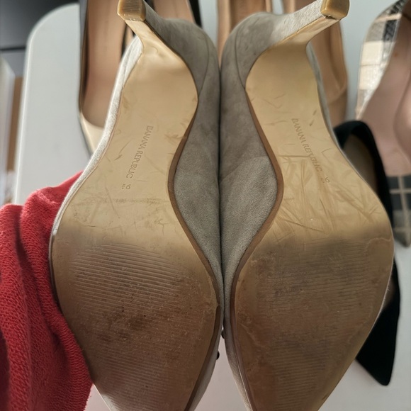 kate spade Black and Cream Pointed-Toe Pumps - Picture 3 of 11